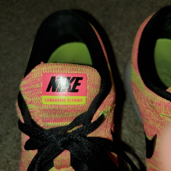 Shoes - Picture 5 of 5